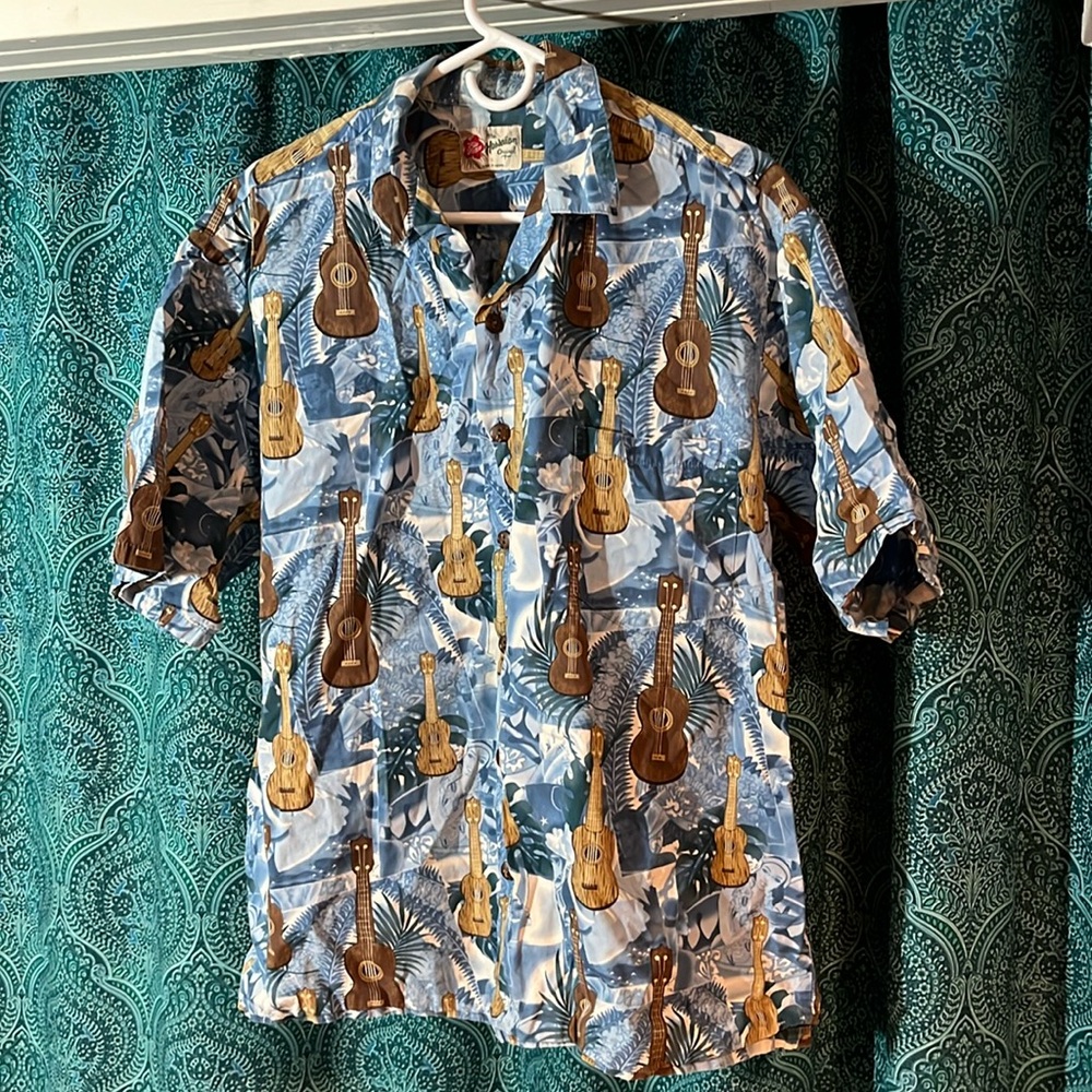 Hilo Hattie Hawaiian Shirt -Tropical Ukulele design - Men’s XL - Vintage